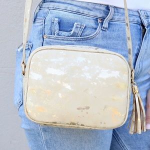 Caroline Hill Hayes Crossbody Metallic Taupe